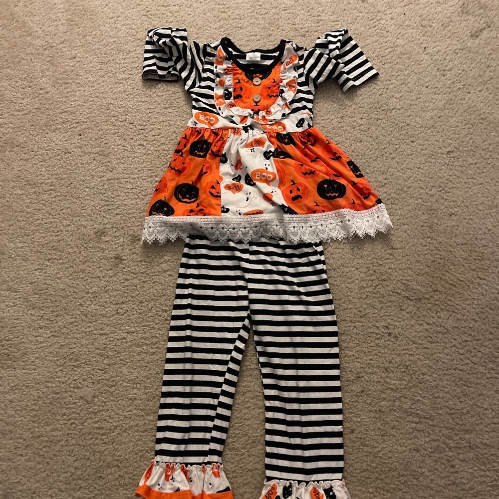 Boutique Halloween outfit EUC